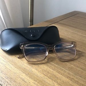 DIFF Blue Light Glasses in Winston